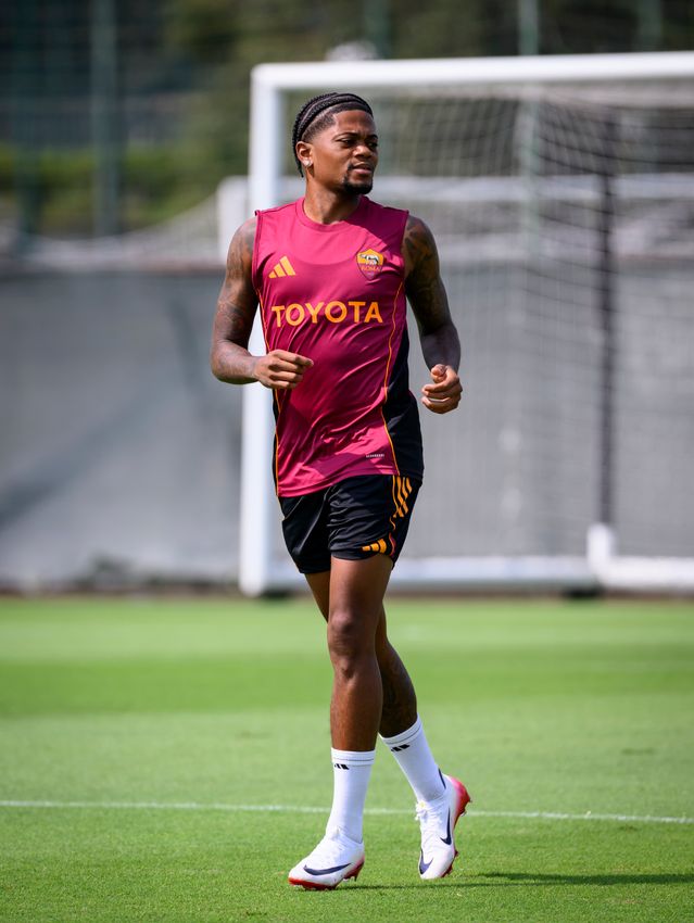 301eabbb875f-puc9458 الحصة التدريبية اليوم بتواجد ليون بيلي