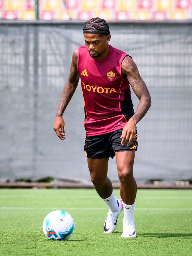 9cce66b3b43f-puc9328 الحصة التدريبية اليوم بتواجد ليون بيلي