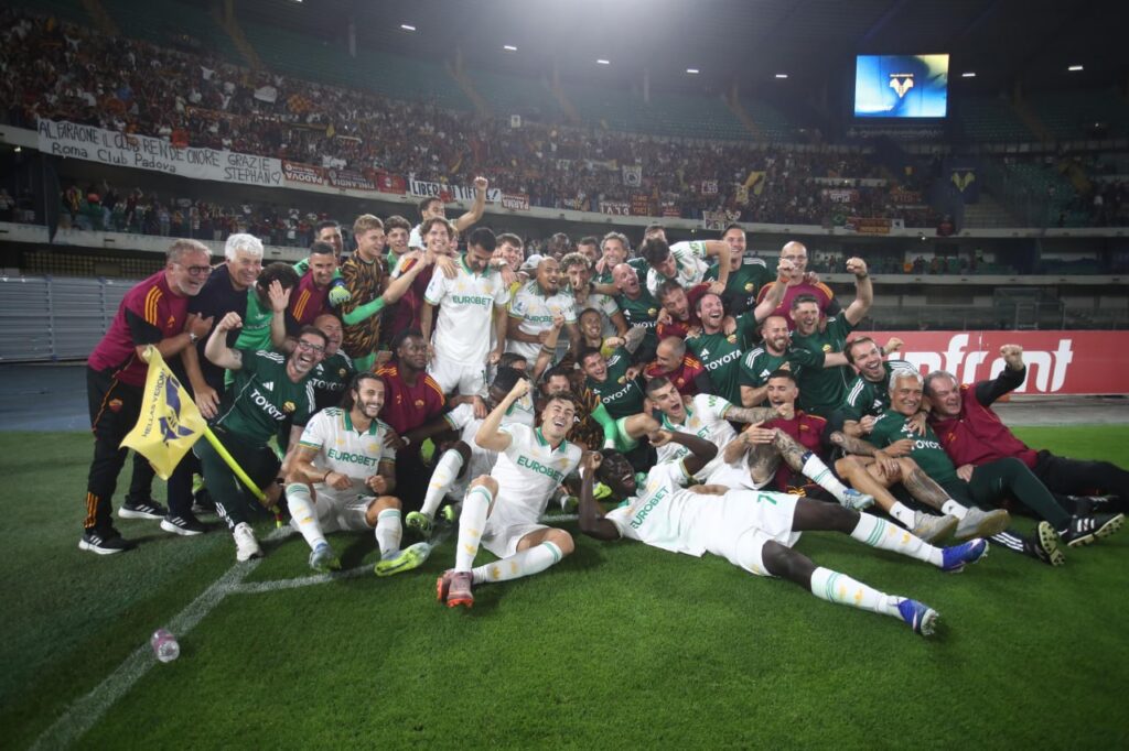 IMG_8660-1024x682 معرض صور - إحتفالات الذئاب بعد التأهل لدوري الأبطال
