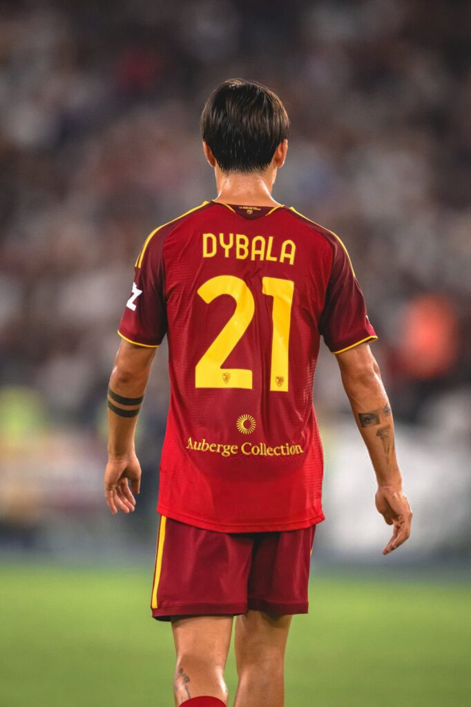 943E48E4-1ECB-4EDC-B02B-77BFA8A10FC1-682x1024 روما يفتتح الموسم برباعية في شباك فيورنتينا